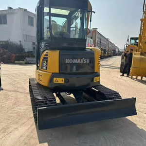Excavatrice sur chenilles Komatsu PC55 d'occasion bien entretenue de 5,5 tonnes pour petits travaux de construction - Product Image 1