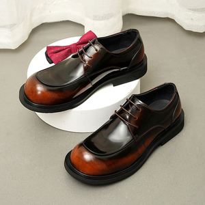 Chaussures habillées décontractées pour hommes en cuir brillant de haute qualité, à bout large, rehaussantes, confortables pour l'automne - Product Image 4