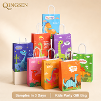 Tas Kado Kertas Cetak Kartun Dinosaurus Anak-Anak OEM Custom, Warna-Warni Putih dengan Pegangan Terpuntir untuk Souvenir Pesta Ulang Tahun