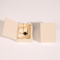 Scatola per Gioielli Personalizzata EleQueen, Stile Libro Rettangolare, Chiusura Magnetica, Espositore in Cartone di Alta Qualità per Regali
