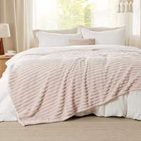Couverture en flanelle Orvetex personnalisable 100% polyester, respectueuse de l'environnement, ignifuge, pour une utilisation domestique en hiver