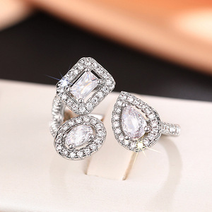 Anello Geometrico Regolabile a Goccia Quadrata per Donne, Elegante Gioiello da Dito alla Moda - Product Image 6