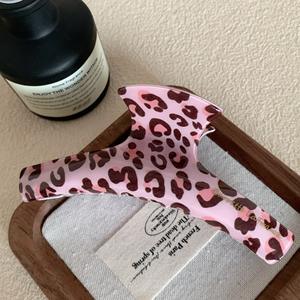 Accesorios para el Cabello para Mujer, Pinza de Pelo Cuadrada Hueca, Elegante y Sencilla, de Acetato de Celulosa Rosa, Personalizada, Venta al Por Mayor - Product Image 4