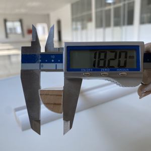 Plinthe en pin blanc apprêté moderne |   Écologique - Product Image 2