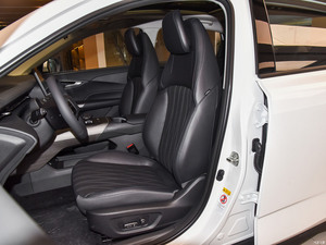 Berline auto a benzina ChangAn <span class=keywords><strong>Lamore</strong></span> 2023 Blue Whale NE 1.5T GDI DCT ammiraglia di buona qualità <span class=keywords><strong>e</strong></span> auto a basso prezzo - Product Image 4