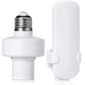 Portalámparas E27 con Control Remoto Inalámbrico, Base de Plástico para Interiores, 10A 250V, Apertura de 30mm - Product Image 1
