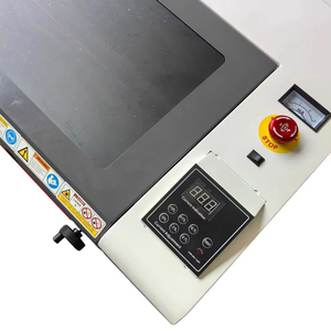 Graveur laser CNC à refroidissement par eau de haute précision pour le bois, le contreplaqué, le bambou, le plastique, le caoutchouc, l'acrylique, le verre, le bois, nouveau graveur et découpeur laser - Product Image 5