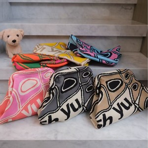 Bolsa de punto con estampado abstracto y cierre Kiss Lock, neceser de gran capacidad a la moda, bolsa de almacenamiento de artículos de aseo de viaje versátil de punto - Product Image 1