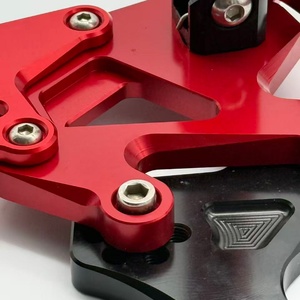 Para Z900 (2017-2022) Juego de Reposapiés Delanteros de Aluminio CNC Rojos con Soporte Lateral Elevado y Reposapiés Reforzado - Modificación/Actualización - Product Image 3