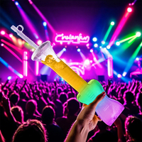 Bouteille de boisson et gobelet à slush en plastique portable de 700 ml (24 oz) en forme de guitare, idéale pour les fêtes, pour Tequila, Daiquiri et cocktails, avec paille