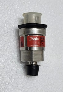 ของแท้ใหม่เอี่ยม 060G1103 MBS <span class=keywords><strong>016</strong></span> บาร์ 420mA 1030Vdc Spot PLC - Product Image 2