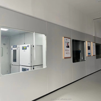 Fenêtre moderne à double vitrage en verre trempé avec cadre en aluminium, écran pliant et store fixe à enroulement pour solutions clés en main de salles blanches
