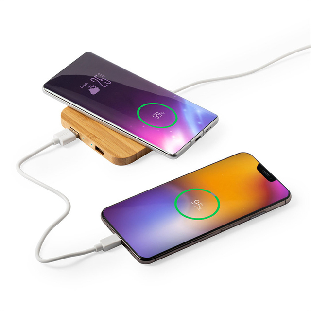 Custom Logo Slim 10W 15W Fast Bamboo Wireless Charging Square Type C USB Hub Wireless Charger Pad