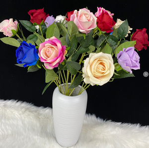 Rose Artificiali in Velluto di Alta Qualità, Vendita all'Ingrosso, Fiori Decorativi Realistici Rossi e Bianchi Personalizzabili - Product Image 3