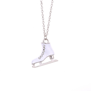Collier pendentif de chaussure de <span class=keywords><strong>patin</strong></span> <span class=keywords><strong>à</strong></span> <span class=keywords><strong>glace</strong></span> en cristal émail style sport <span class=keywords><strong>vintage</strong></span> en alliage de zinc avec chaîne <span class=keywords><strong>à</strong></span> maillons pour cadeau - Product Image 3