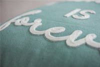Housse de coussin décorative personnalisée en coton doux avec broderie de mots carrés, pour hôtel et usage domestique