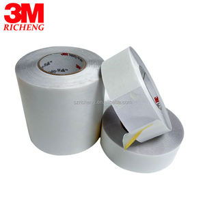 Ruban antidérapant transparent 152.4mm x 18.2m 3M 220 <span class=keywords><strong>pour</strong></span> les zones <span class=keywords><strong>de</strong></span> circulation humides et pieds nus 3M Safety-Walk Slip-Resistant - Product Image 1