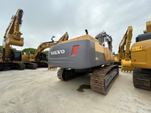 Excavadora de cadenas Volvo EC480DL usada de 48 toneladas con motor original para minería y construcción, para exportación - Product Image 6