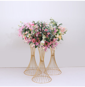 LEXI L-011 Support de fleurs artificielles en métal fait main pour chemin de table de mariage, 60 cm, support à gâteau moderne en or électro-plaqué pour table de desserts - Product Image 6