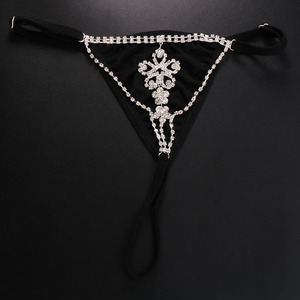 Moda delicada flor hueca mariposa diamantes de imitación Tanga cintura cuerpo cadena brillo diamante mariposa cristal calzoncillos bragas - Product Image 3
