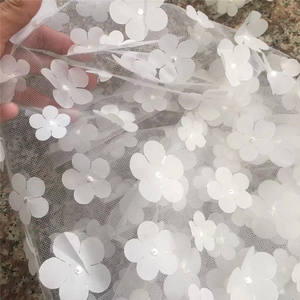 Tejidos bordados con <span class=keywords><strong>flores</strong></span> 3D Blanco/Negro precio al por mayor cambio de colores 3D flora flor bordado tela - Product Image 3