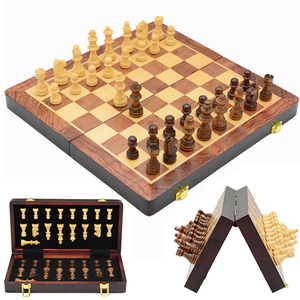 Großhandel 30/34/39 cm hölzernes Schachfaltset mit magnetischer Absaugung Schachset pädagogisches wettbewerbsfähiges Tischspiel - Product Image 6