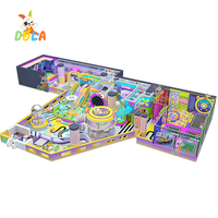 Ensemble de jeux d'intérieur commercial sur le thème de l'espace : toboggan en S, toboggan à corne, carrousel, jeux LED, parcours d'aventure, trampoline