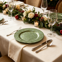 Assiettes de présentation en plastique personnalisées avec motif flocon de neige en relief pour la location d'événements festifs et la décoration de table de Noël