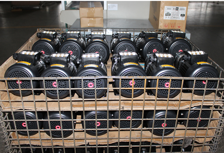 380V triphasé automatique de broche de routeur de commande numérique par ordinateur de pompe à eau