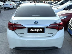 Toyota Levin hybride 1.8H CVT GS Elite édition toit ouvrant automatique 2016. Voiture d'occasion, en stock, prête pour livraison immédiate - Product Image 3