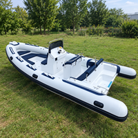 Bateau pneumatique rigide RIB-680C en Hypalon, design de coque stable pour la navigation en haute mer