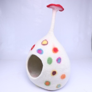 Fait à la main 100% laine naturelle lit pour animaux de compagnie écologique rayé feutre chat grotte chaud intérieur maison cadeau de noël pour chatons petits animaux de compagnie - Product Image 4