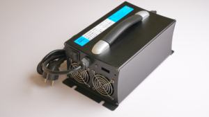 <span class=keywords><strong>Chargeur</strong></span> de <span class=keywords><strong>batterie</strong></span> de <span class=keywords><strong>camping</strong></span>-<span class=keywords><strong>car</strong></span> électrique <span class=keywords><strong>automatique</strong></span> 3 étapes 12V/14.6V/14.7V/16.8V/50A, certifié CB KC, OTP/OCP AC/DC, vente chaude - Product Image 2