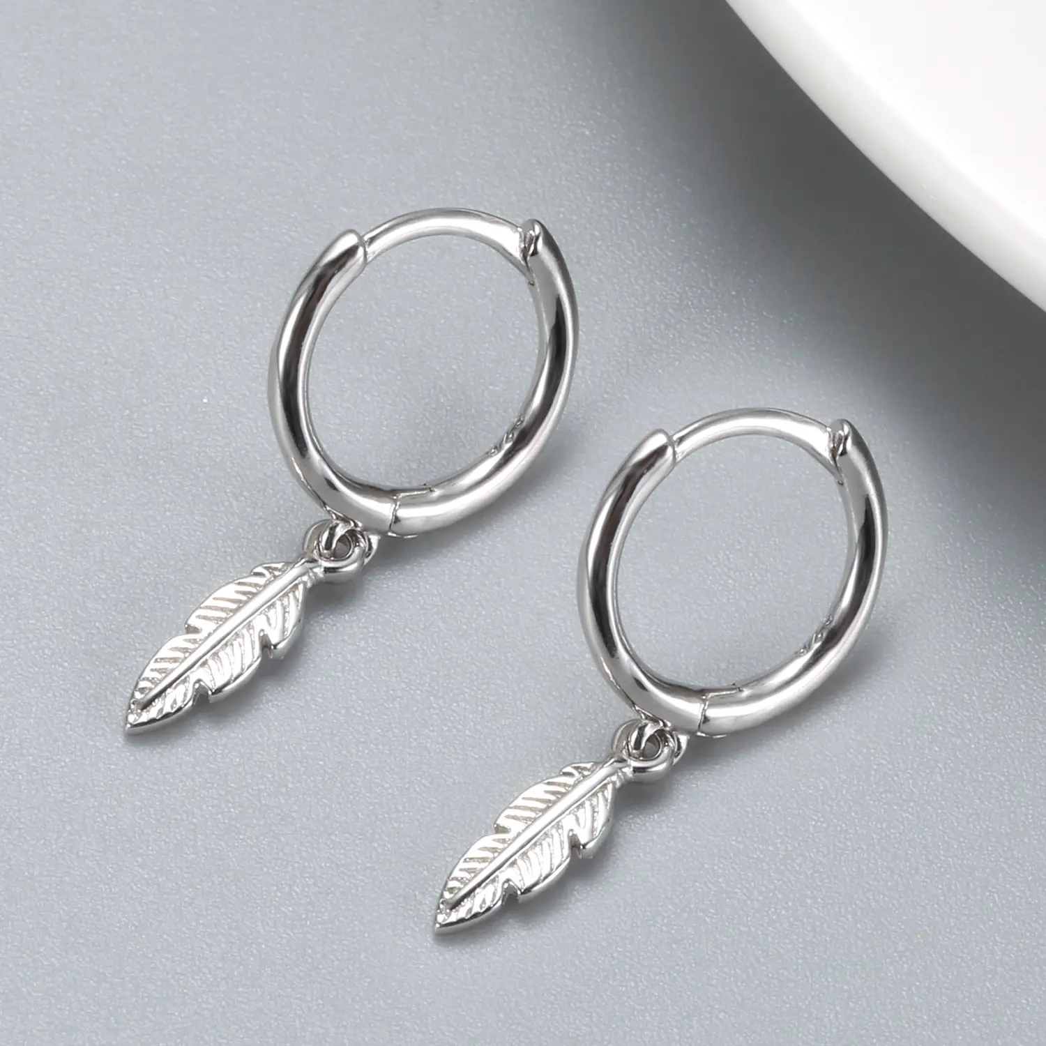Korea New Fashion leaf 925 sterling silver earrings feather earrings Women's Earrings Jewelry Wholesale