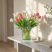 Tulipes artificielles hydratantes au toucher réel, bouquet de fleurs en soie à 5 têtes, tulipes en latex souple pour la décoration de mariage et de table à la maison