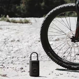<span class=keywords><strong>Gonfleur</strong></span> de pneus électrique portable <span class=keywords><strong>Mijia</strong></span> 2 150psi avec batterie lithium-ion 2000mAh, jauge de pression numérique et lumière LED pour voiture et scooter - Product Image 5