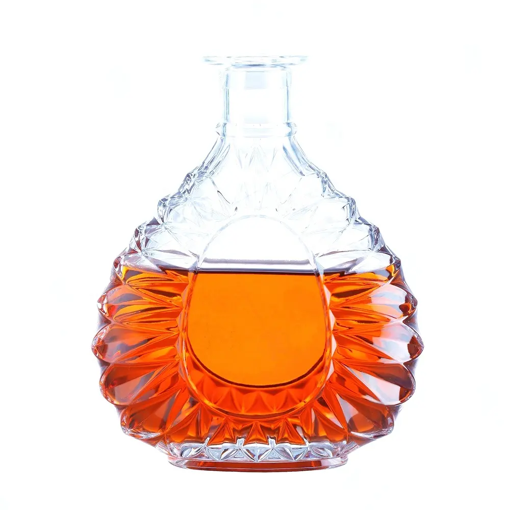 Marca la tua Vodka Tequila Whisky bevanda alcolica bottiglie di Rum bottiglia trasparente da 500ml con bottiglia di vetro personalizzata