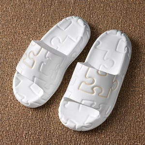 Scivoli da uomo con plateau morbidi da uomo scarpe Casual da bambino sandali leggeri con Logo personalizzato scivoli da bagno antiscivolo - Product Image 4