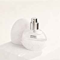 Mini Parfum de Luxe Longue Durée à Senteur Florale pour Voyage, Cadeau, Flacon en Forme d'Œuf Blanc 15ml, Vaporisateur