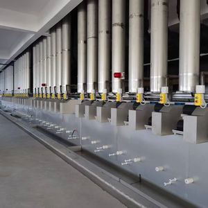 Machine de production de fibres creuses en polyester, équipée d'une pompe contrôlée par PLC, ligne de fibres creuses conjuguées tridimensionnelles - Product Image 1