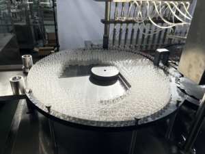 Macchina di Riempimento Semi-Automatica Pneumatica per Tubi di Gel e Sigillatrice a Coclea per Polvere di Acido Ialuronico e <span class=keywords><strong>Filler</strong></span> Dermico da 1ml - Product Image 3