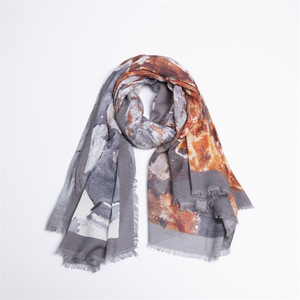Pañuelo de Algodón Modal con Logotipo Personalizado, Estampado Tie-Dye Ombré, Chal Cuadrado para Primavera/Otoño, Venta al Por Mayor Directa de Fábrica - Product Image 2