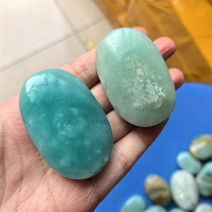 Cristaux de quartz de haute qualité en gros, pierres de guérison spirituelle, calcite verte bleue des <span class=keywords><strong>Caraïbes</strong></span>, pierre de paume en cristal pour l'acheteur - Product Image 3