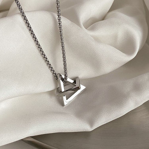 Collana Geometrica XL446 in Acciaio Inossidabile da <span class=keywords><strong>Uomo</strong></span>, Catena per Maglione a Triangolo e Quadrato, Elegante - Product Image 1