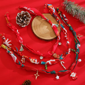 Nouveau collier pendentif sapin de Noël en soie pour femme 2025, accessoire de mode avec renne et Père Noël - Product Image 4