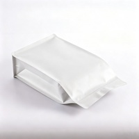 Sachets Doypack en aluminium imprimés sur mesure en gros, emballages personnalisés scellables et polyvalents pour aliments pour animaux de compagnie