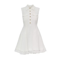 Robe mini sans manches blanche haut de gamme pour femme, nouvelle collection été, élégante, style preppy, avec empiècements en dentelle, coupe trapèze, poches et boutons, idéale pour le quotidien, taille XS, qui flattere la silhouette.