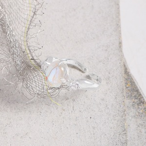 Anillo de Plata de Ley S925 Versión Coreana para Mujer, Línea Irregular, Ópalo Ovalado, Piedra Lunar, Diseño de Lujo con Platino como Material Principal - Product Image 4