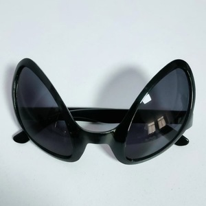 Lunettes <span class=keywords><strong>de</strong></span> <span class=keywords><strong>soleil</strong></span> en forme <span class=keywords><strong>de</strong></span> tête extraterrestre amusantes BeckonBulk pour bal masqué, logo personnalisé sur la monture - Product Image 4