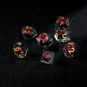 Ensemble de dés DND en vrac de 7 pièces avec logo personnalisé, dés en résine polyédrique <span class=keywords><strong>chat</strong></span> noir pour les jeux de rôle sur table D&D - Product Image 2